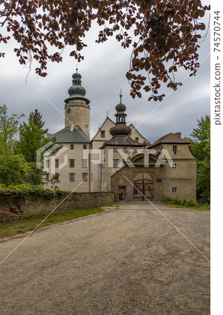 Lemberk castle near Jablonne v Podjestedi, Northern Bohemia, Czech Republic 74570744