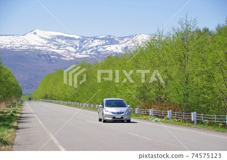 Spring drive image traffic image 74575123