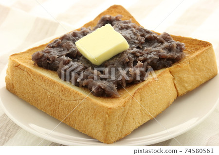 Ogura toast thick sliced toast and red bean paste 74580561