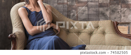 女性肖像 74582505