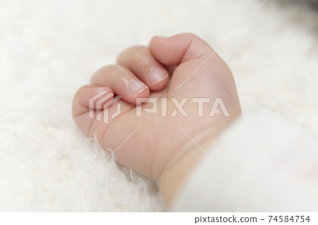 孩子們的手 74584754