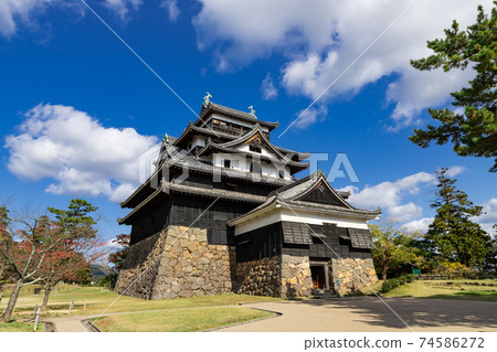 島根縣松江市，國立天氣好國寶松江城 74586272