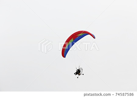 滑翔傘 74587586