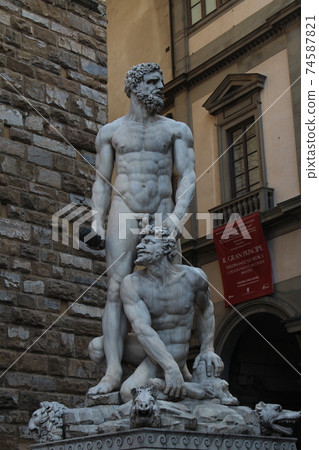 'Hercules and Carcus' by Bartolomeo Bandinelli in Florence, Italy 74587821