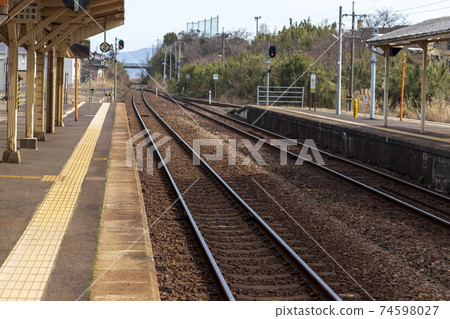區域JR站_住宅和鐵路 區域JR站_住宅和鐵路 74598027