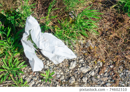 A photo of garbage abandoned outdoors. A photo of the garbage problem / social studies. Image of garbage problem / social problem. A photo of garbage abandoned outdoors. A photo of the garbage problem / social studies. Image of garbage problem / social problem. 74602310