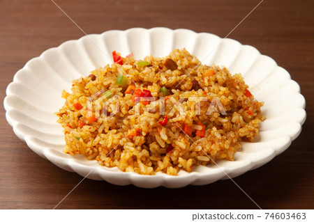 Dry dry curry 74603463