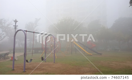深霧公園，很棒 74607145