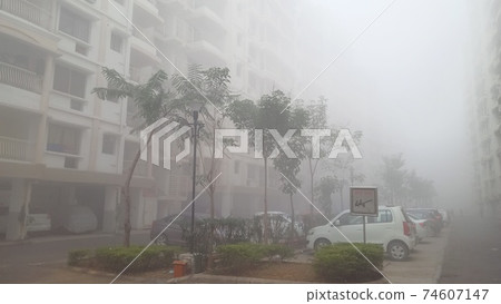 印度霧公寓 74607147