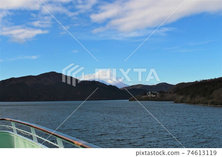 從Ashinoko看到的富士 74613119