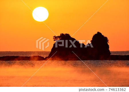 在田原海岸的海洋霧 74613362