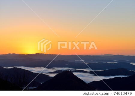 大江山的福知山盆地的雲海 74613479