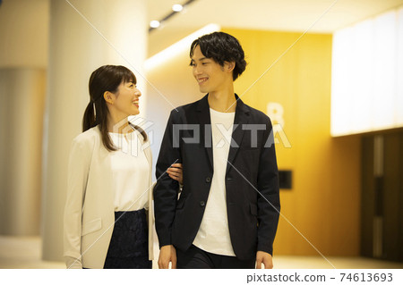 Theater couple event hall 74613693