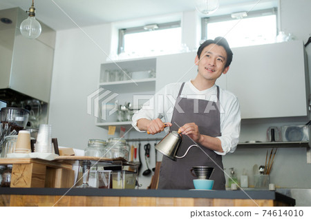 Cafe staff male Cafe staff male 74614010