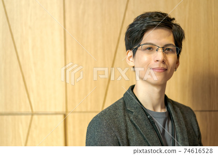 外籍商人 74616528