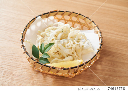 炸白魚 照片素材 圖片 圖庫