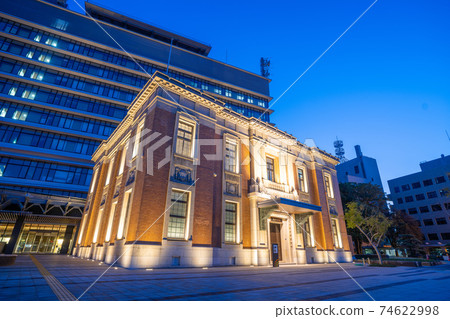 Miyazaki Prefectural Office Building No. 5 at Night_Miyazaki City, Miyazaki Prefecture Miyazaki Prefectural Office Building No. 5 at Night_Miyazaki City, Miyazaki Prefecture 74622998