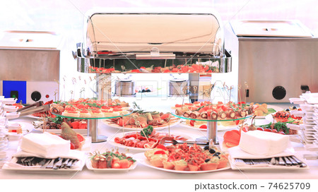 catering table set service with silverware catering table set service with silverware 74625709