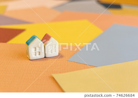 Small house and wallpaper sample Small house and wallpaper sample 74626684