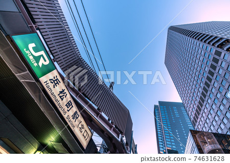 Japan's Tokyo cityscape overlooking Hamamatsucho Station 74631628
