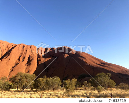 View of the World Heritage Uluru-Kata Tjuta National Park 74632719