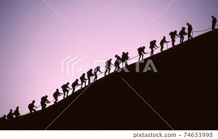 Uluru Uluru 74633998