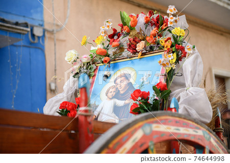 parade of horses with carriages the celebrations of Saint Anthony of Padua 74644998