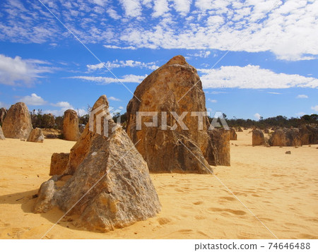 Perth Pinnacles Perth Pinnacles 74646488