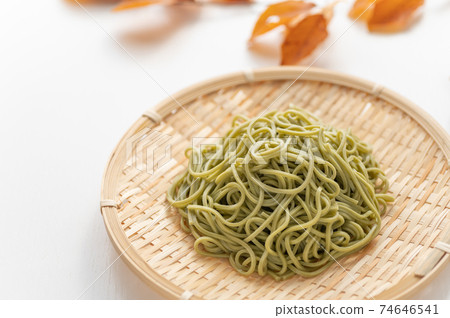 對身體有益的日本食材茶蕎麥麵 對身體有益的日本食材茶蕎麥麵 74646541