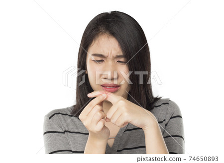 finger bone injury 74650893