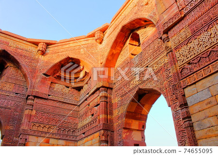 前往印度第2102部分：庫圖卜塔（2102） 74655095