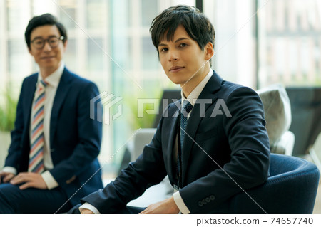 外籍商人 74657740