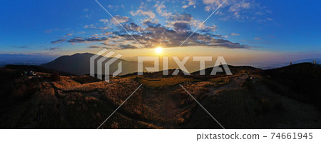 Autumn Kongo Ikoma Kisen National Monument "Mt. Yamato Katsuragi" Autumn Kongo Ikoma Kisen National Monument "Mt. Yamato Katsuragi" 74661945