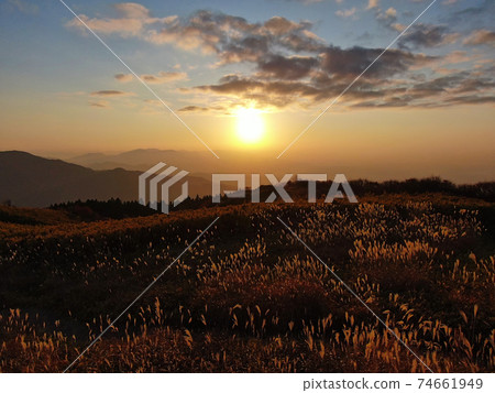 Autumn Kongo Ikoma Kisen National Monument "Mt. Yamato Katsuragi" 74661949