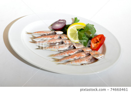 Cleaned and ready to cook fresh kidney fish, in plate kidney fish Cleaned and ready to cook fresh kidney fish, in plate kidney fish 74668461