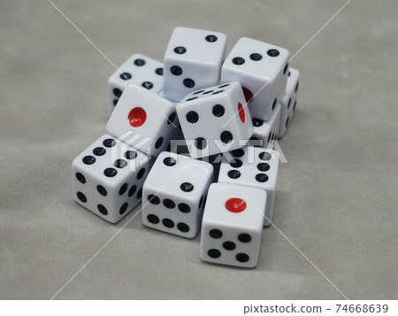 Dice (side-by-side version) Dice (side-by-side version) 74668639