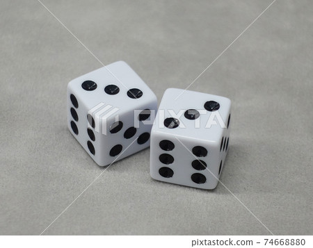 Dice (doublet version) 74668880