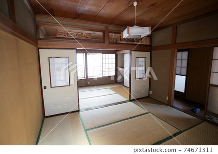 Unoccupied house old private house property of countryside share house candidate 74671311