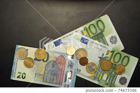 euro, money, banknote 74673386