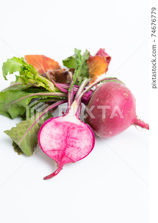 Red turnip 74676779