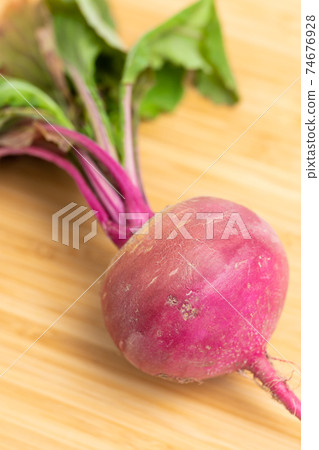 Red turnip 74676928