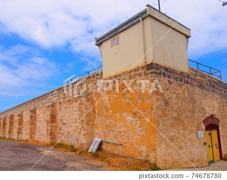 珀斯老弗里曼特爾監獄美麗的外牆 74678780