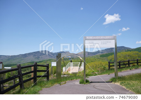 Tsumagoi Ranch in early summer, the bell of my beloved wife, a tourist attraction in Tsumagoi Village, Gunma Prefecture Tsumagoi Ranch in early summer, the bell of my beloved wife, a tourist attraction in Tsumagoi Village, Gunma Prefecture 74679080