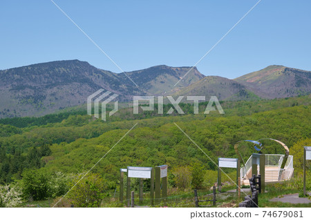Tsumagoi Ranch in early summer, the bell of my beloved wife, a tourist attraction in Tsumagoi Village, Gunma Prefecture Tsumagoi Ranch in early summer, the bell of my beloved wife, a tourist attraction in Tsumagoi Village, Gunma Prefecture 74679081