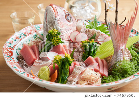 The appearance of the sea bream 74679503