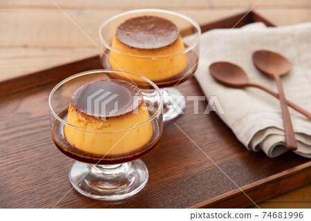 Handmade pudding 74681996