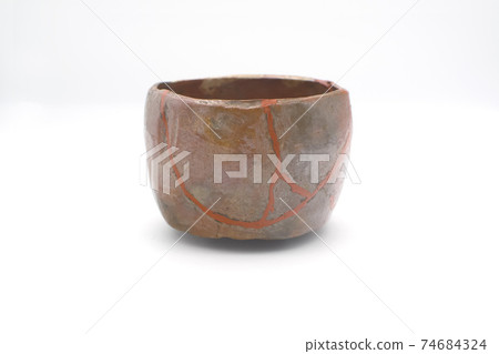 Red Raku tea bowl 74684324