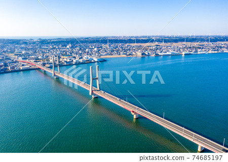 Choshi Ohashi Bridge and Tone River Estuary in early winter morning (Choshi City, Chiba Prefecture) 74685197