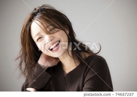 Women beauty hair care Women beauty hair care 74687287