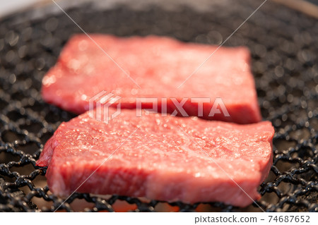 Domestic Marbled Beef Steak Charcoal Grilled with Shichirin (Binchotan) 74687652